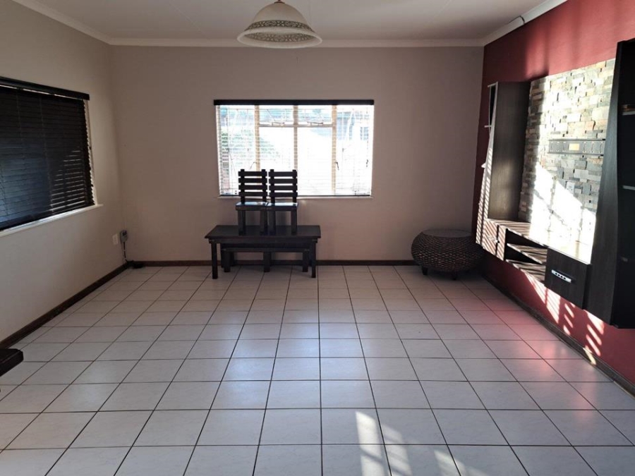 4 Bedroom Property for Sale in Flora Park Northern Cape